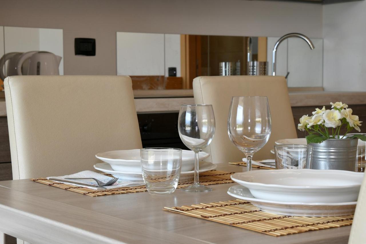 Apartment Gli Ulivi 4 - Tremezzina เตรเมสโซ ภายนอก รูปภาพ