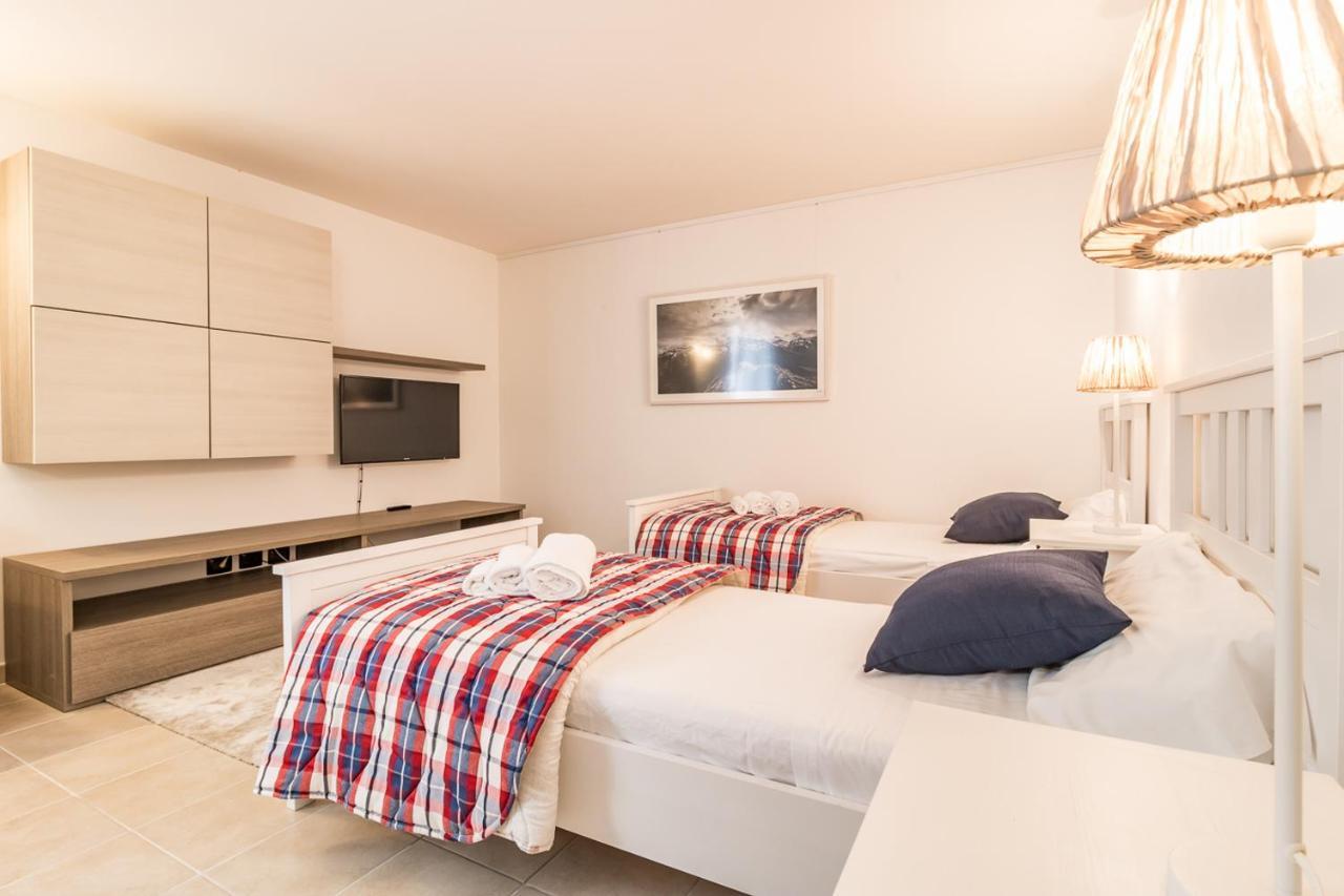 Apartment Gli Ulivi 4 - Tremezzina เตรเมสโซ ภายนอก รูปภาพ